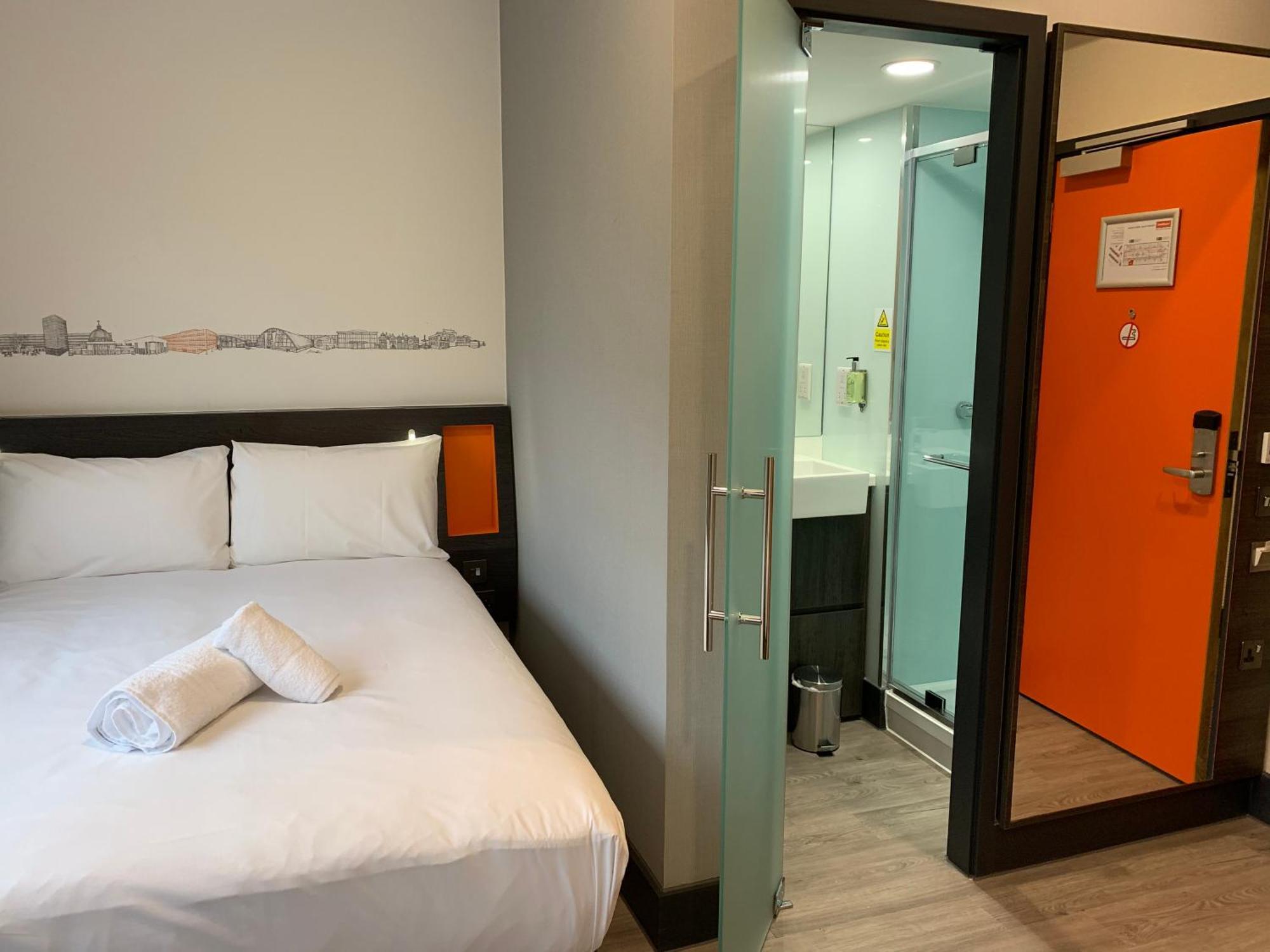 Easyhotel ميلتون كينيز المظهر الخارجي الصورة
