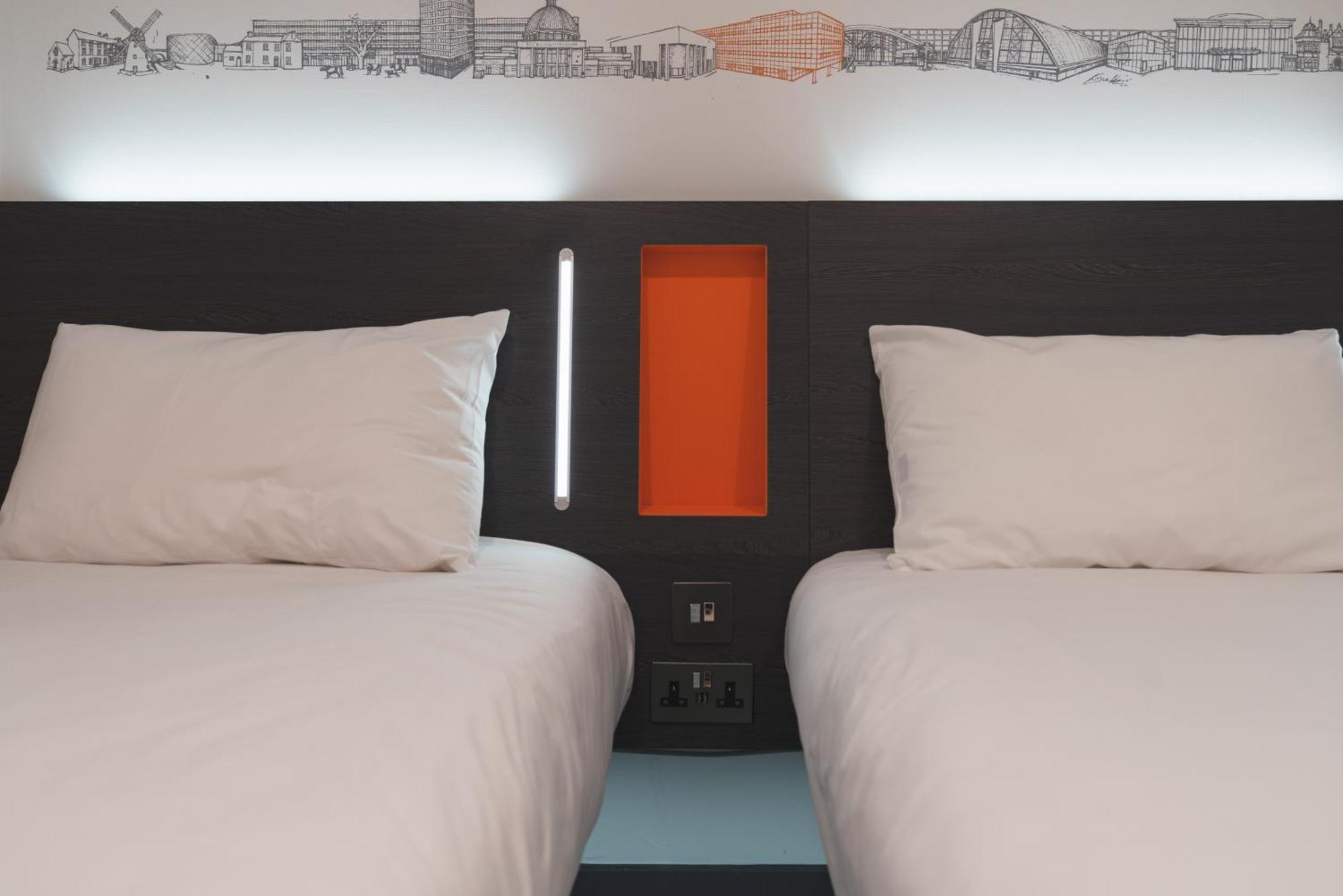 Easyhotel ميلتون كينيز المظهر الخارجي الصورة