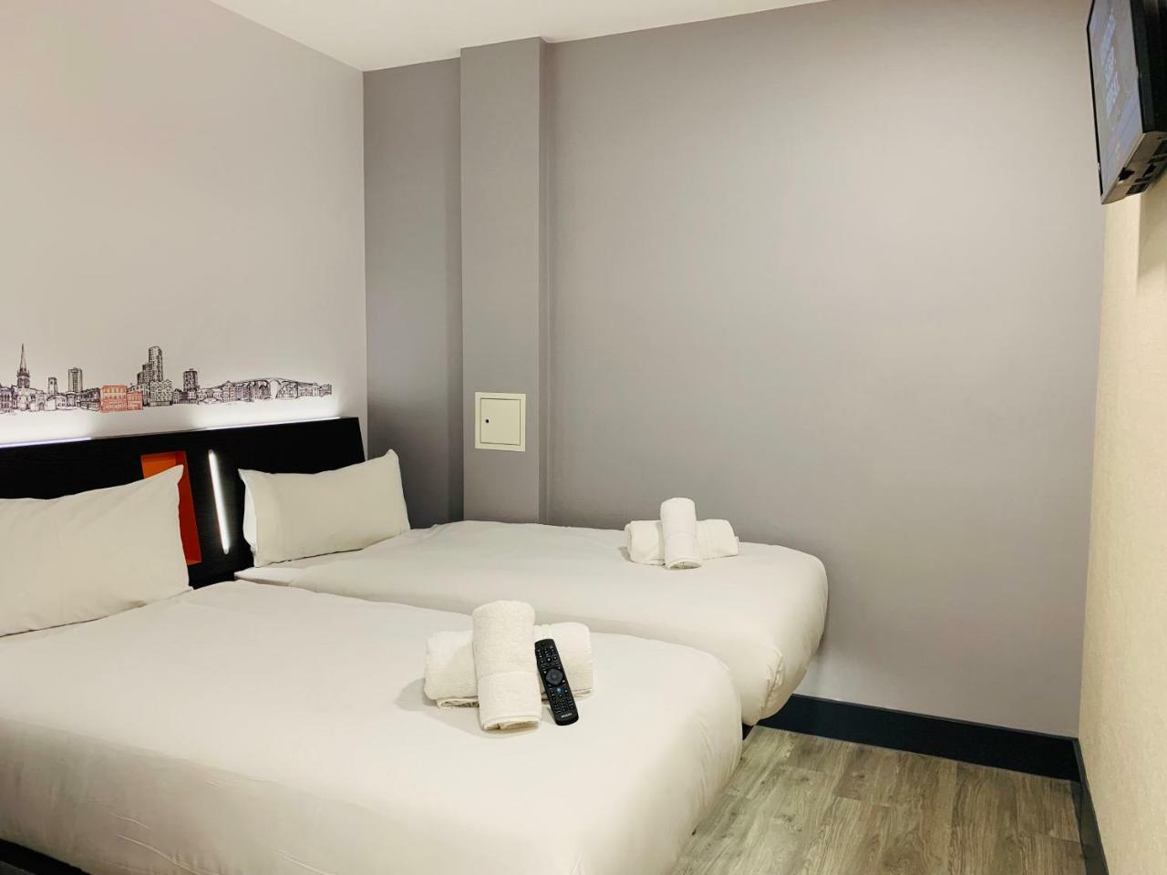 Easyhotel ميلتون كينيز المظهر الخارجي الصورة